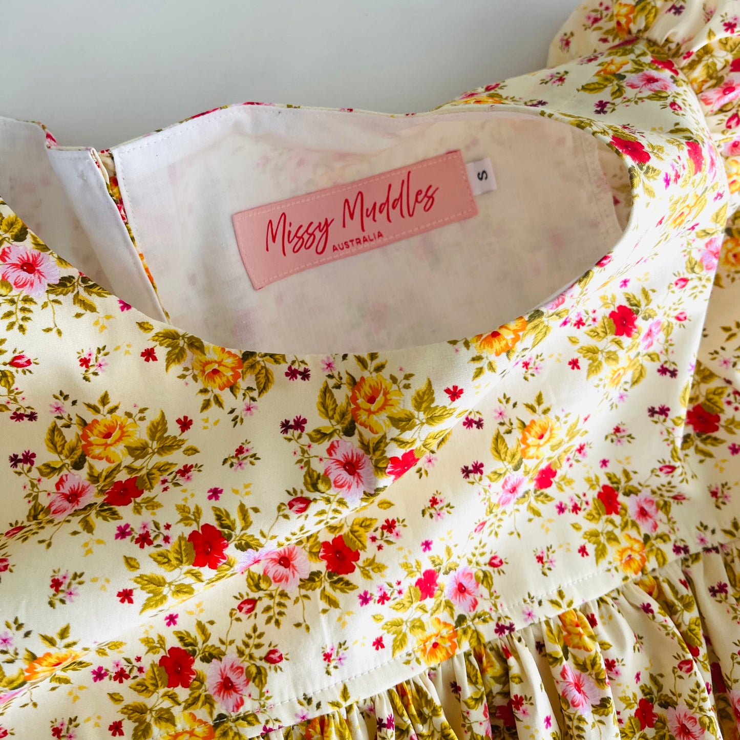 ✨ Yellow Vintage Floral Babydoll Mini Dress with separate collar. Small