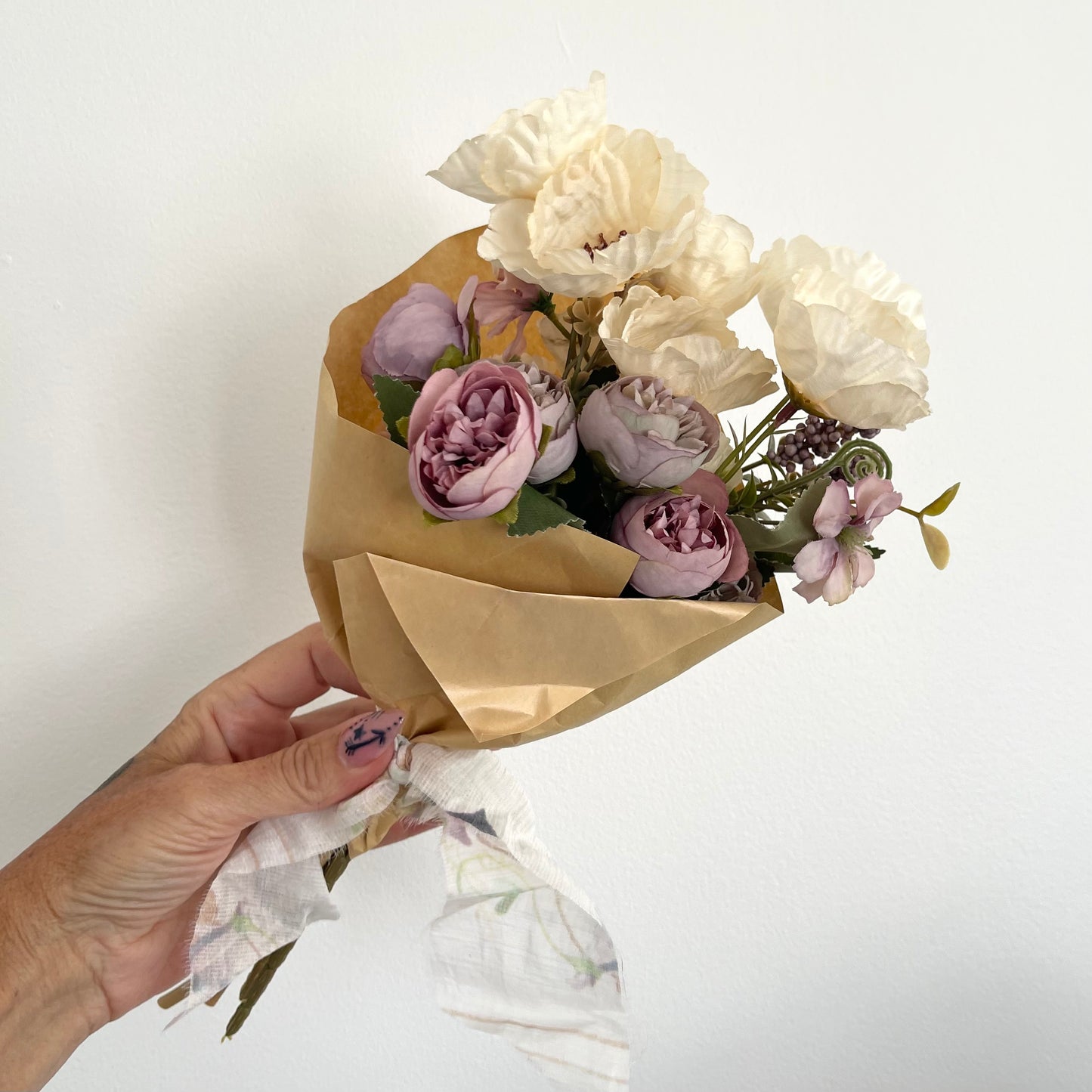 Lavender Cream Mini Bouquet