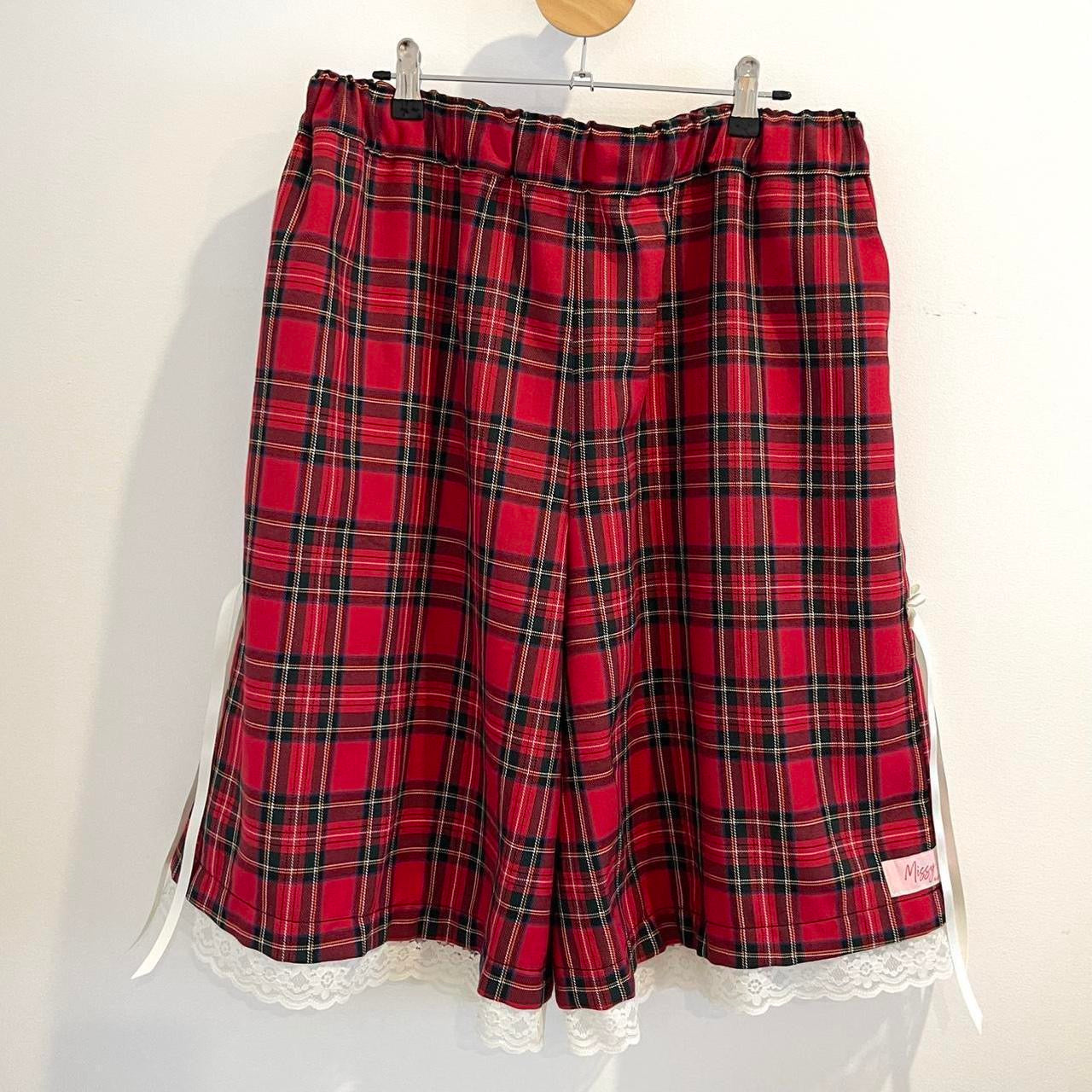 Oversized Cute Ruby Tartan Baggy Shorts. *PRE-ORDER