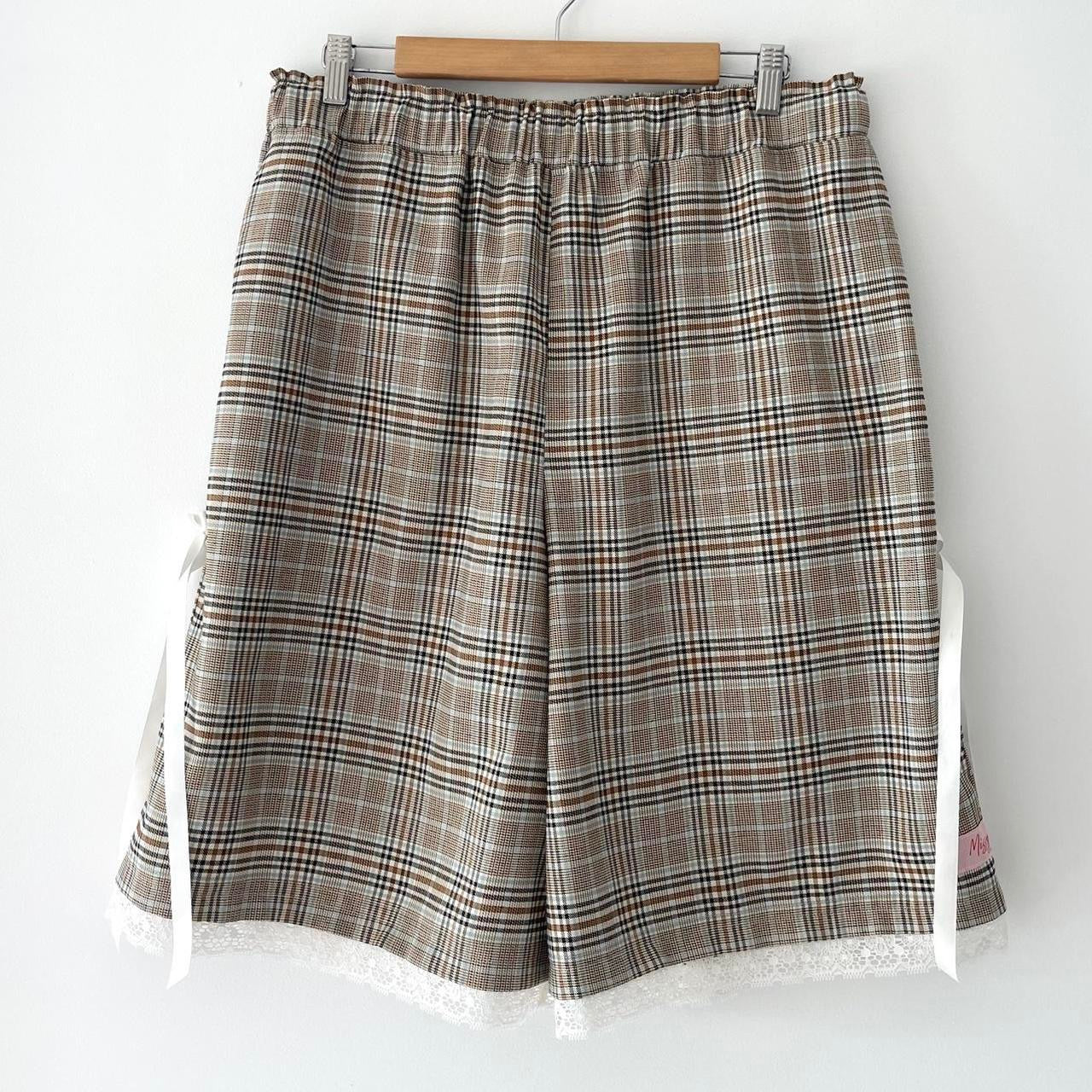 Oversized Cute Caramel Tartan Baggy Shorts. *PRE-ORDER
