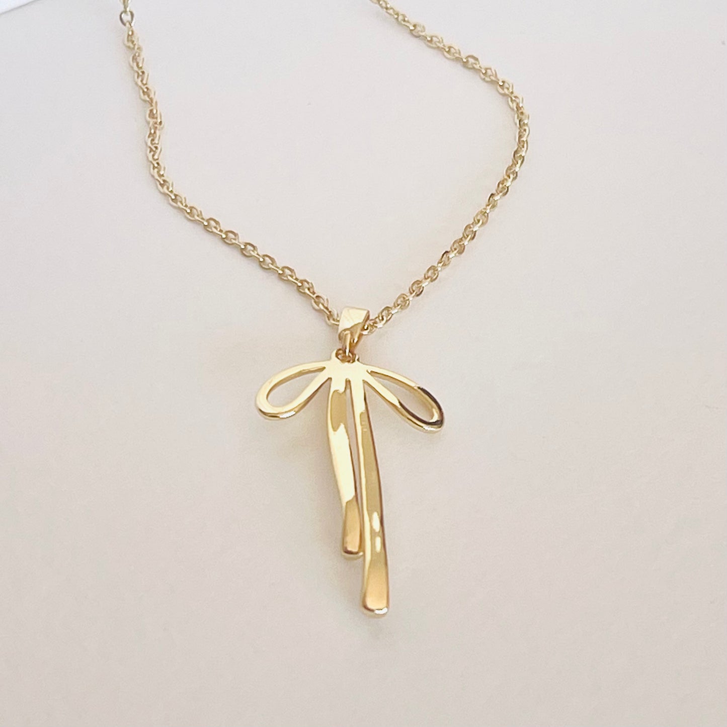 Sweet Little Bow Necklace