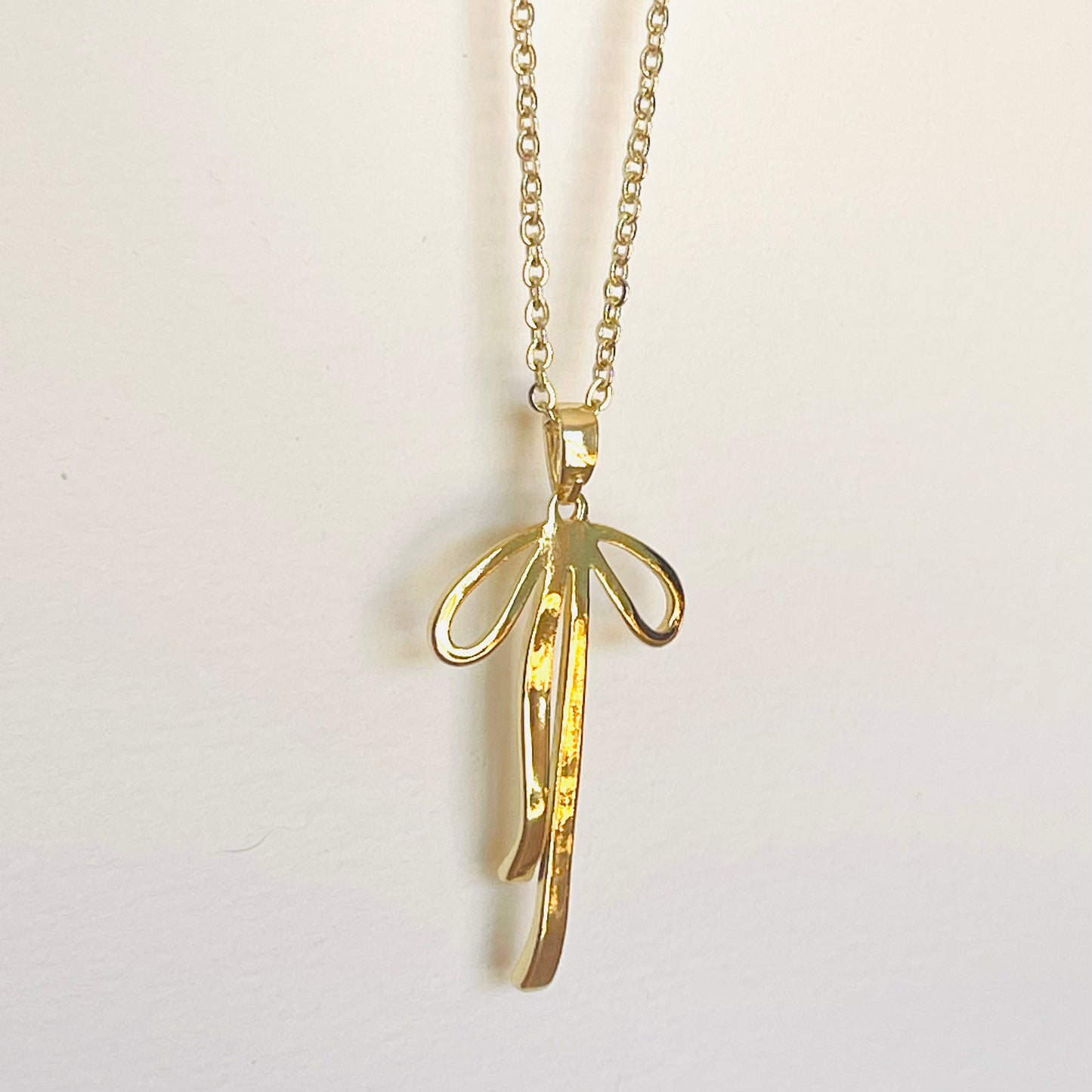Sweet Little Bow Necklace