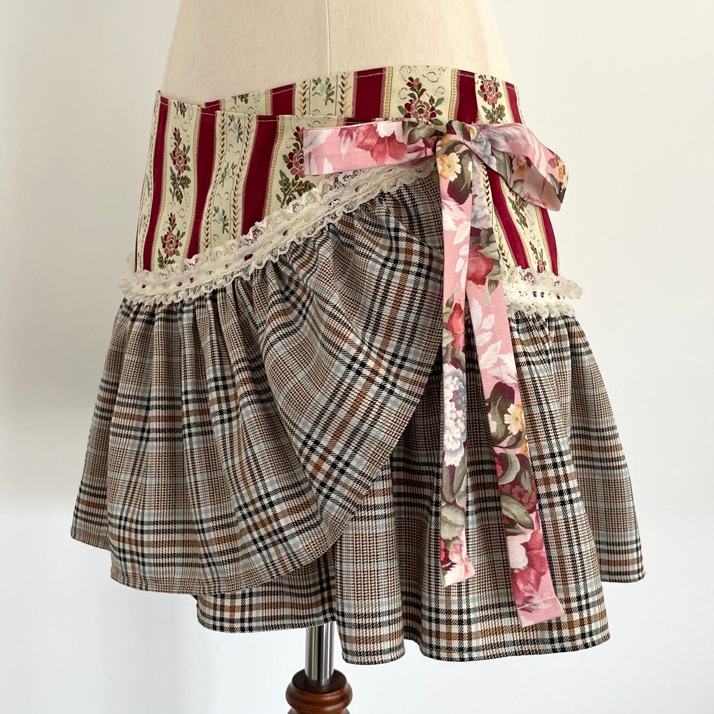 Vintage Plaid Mini Wrap Skirt Medium